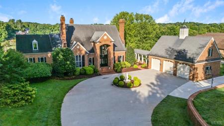 1423 Lakepointe