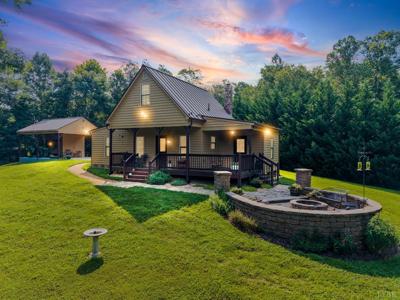 1505 Bell Hill