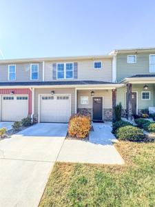 1225 Commonwealth