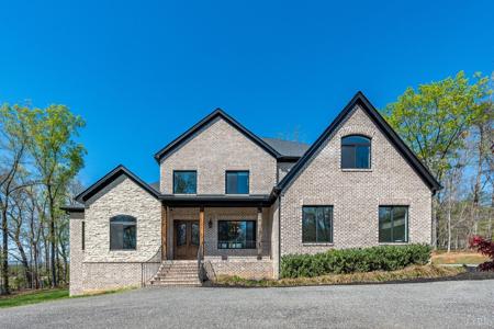 680 Summerdale