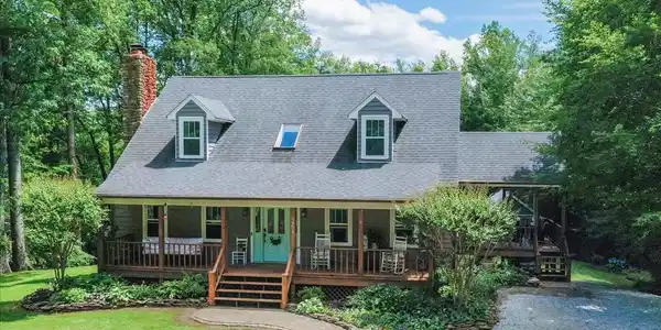 261 Carrington Ln
