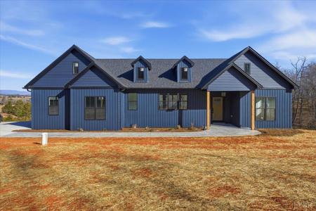3236 Virginia Byway