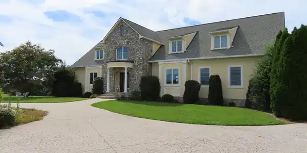 6485 Falling Creek