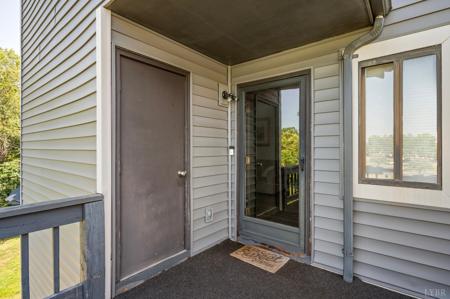 1321 Twin Springs