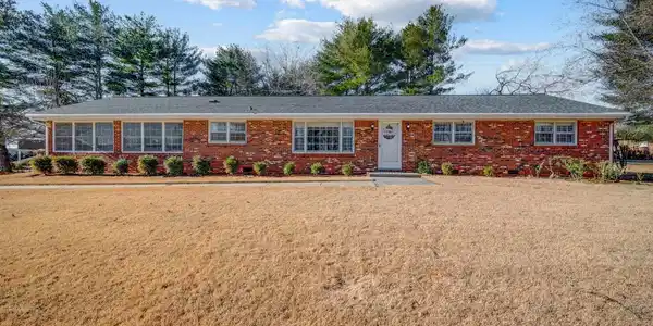 1727 Grandview Rd