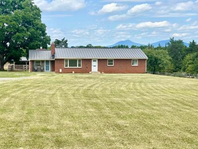 8189 Virginia Byway