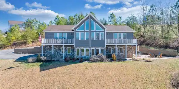 439 Gardner Farm