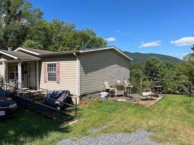 101 Meadowcrest