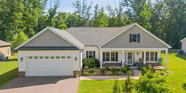1240 Gladden