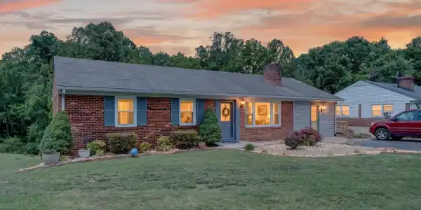 201 Westbriar