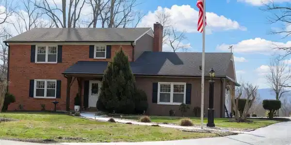 1921 Tabby Ln