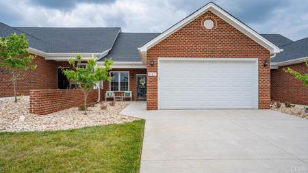 141 Villa Oak