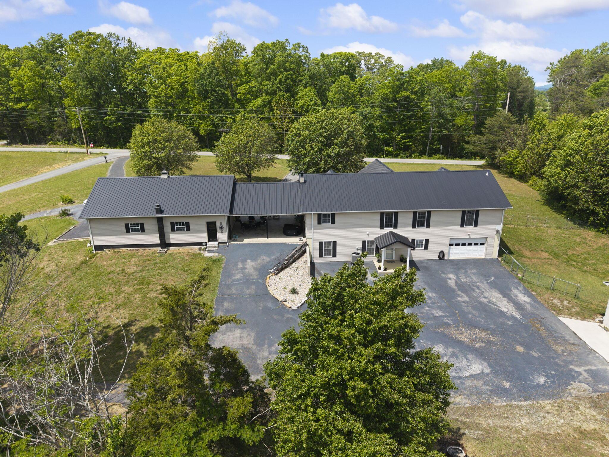 Image 4: 5-web-or-mls-DJI_20260501142253_0010_D