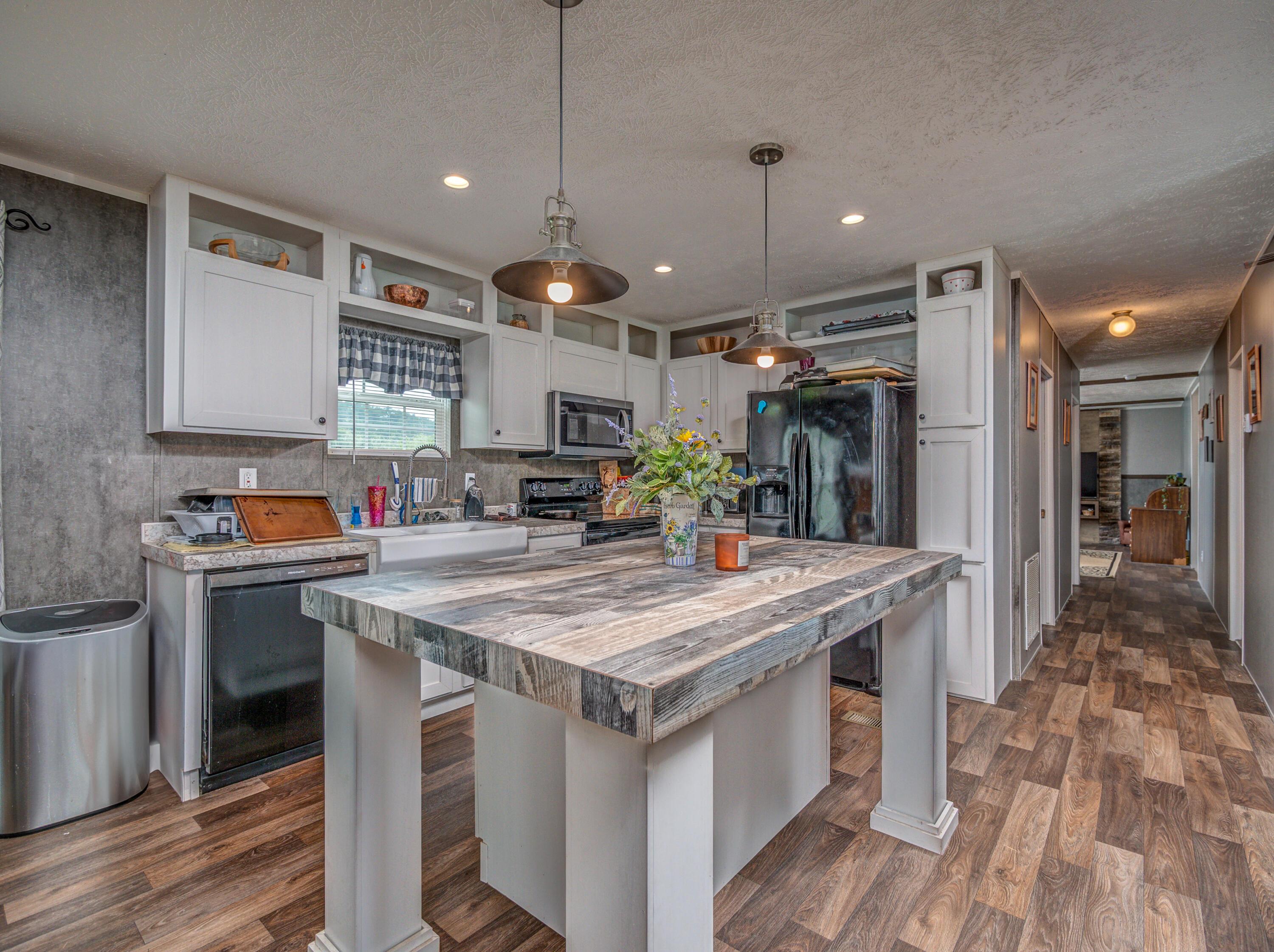 Image 4: P1001070_1_2_3_4HDRedit