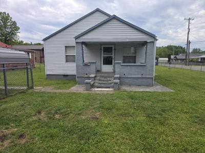 2002 Winchester Avenue