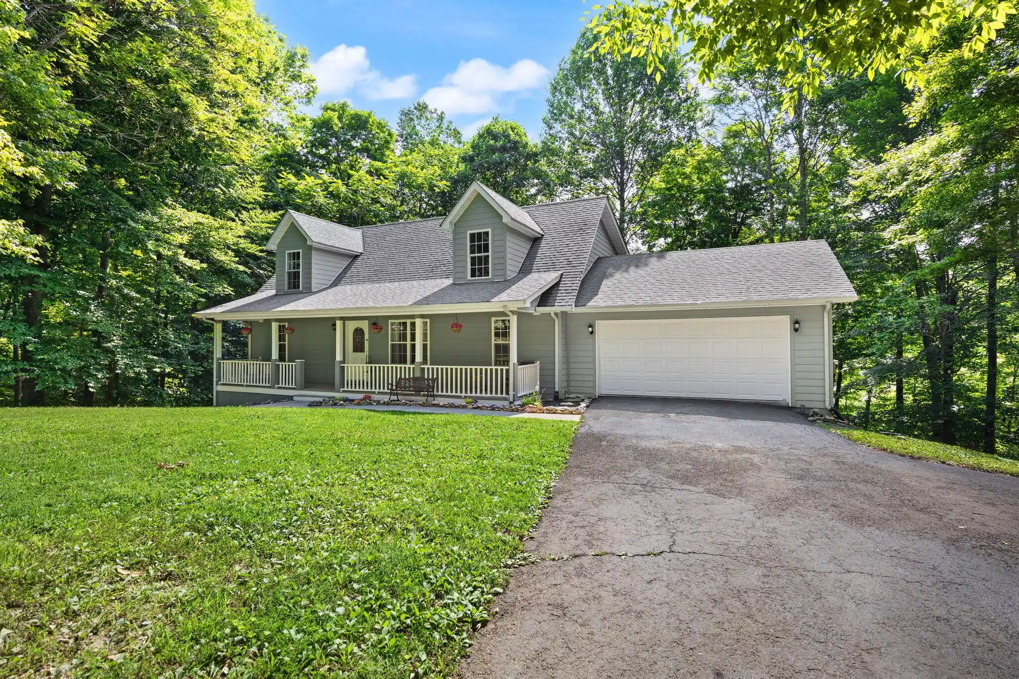 Image 1: 48-web-or-mls-413A0287