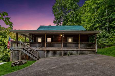 211 Stoneybrook Road