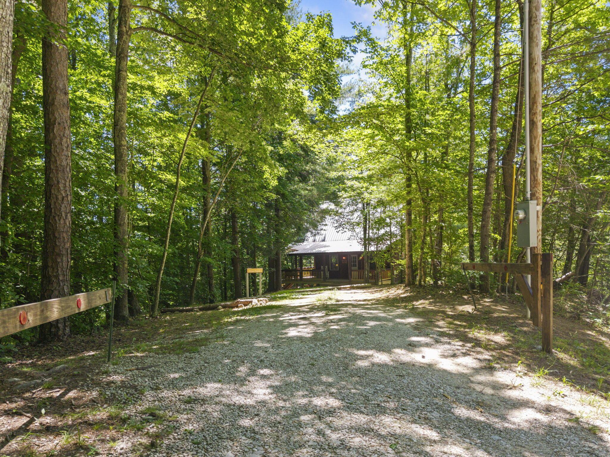 Image 4: 4-web-or-mls-DJI_20260603121109_0004_D