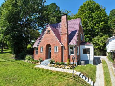 291 Main Street