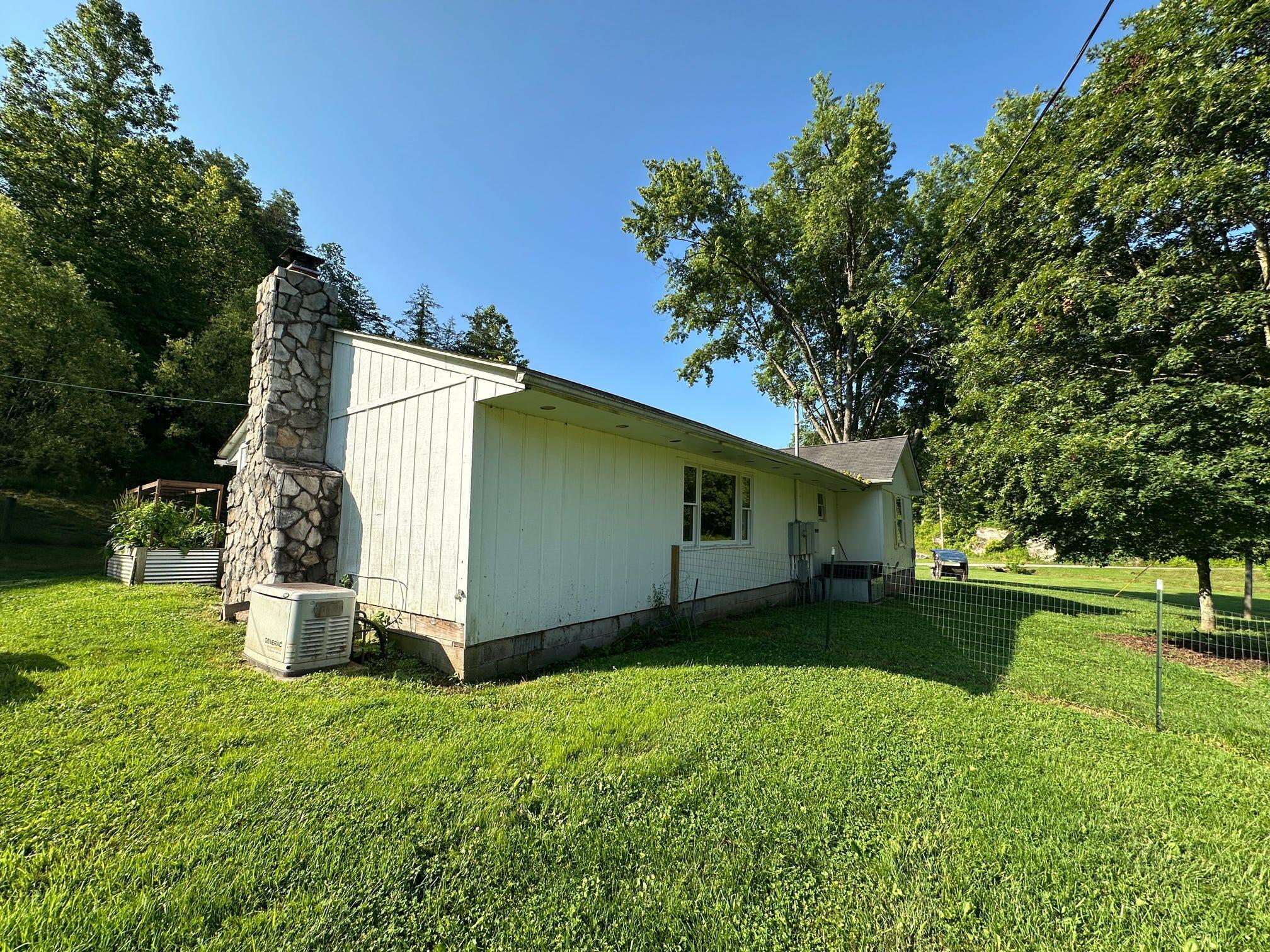 Image 4: Exterior of Home
