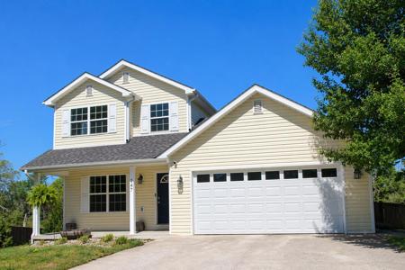 147 Lynne Drive