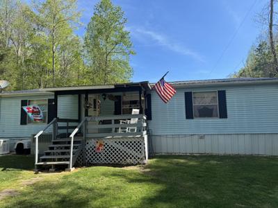 211 Buzzard Fork Road