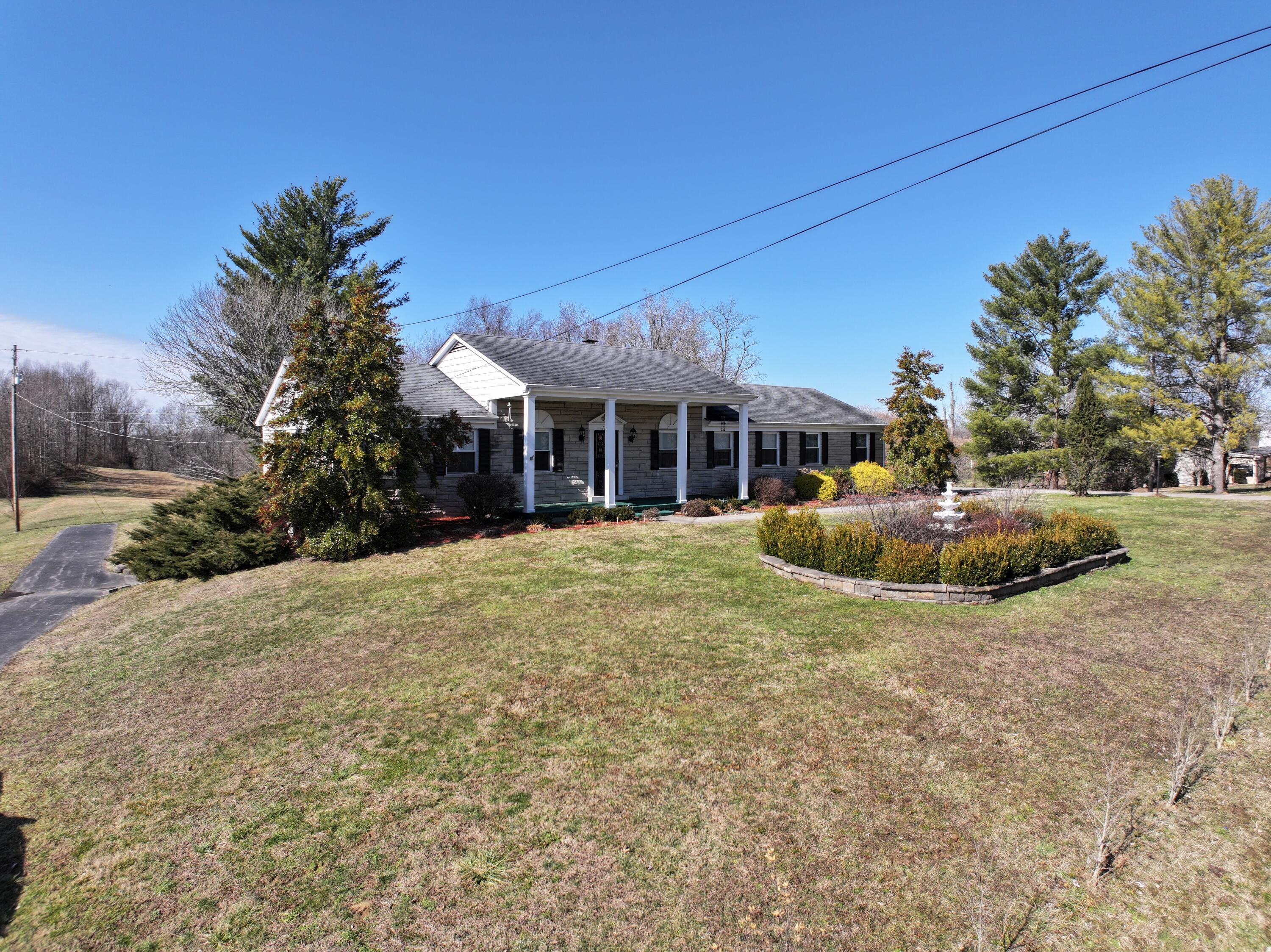 Image 1: 8.85 ACRESHome Sweet Home