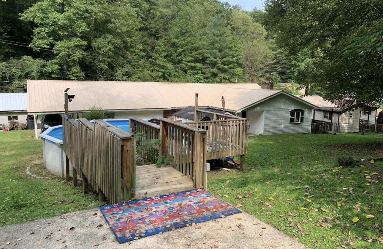 Image 4: Pool-1