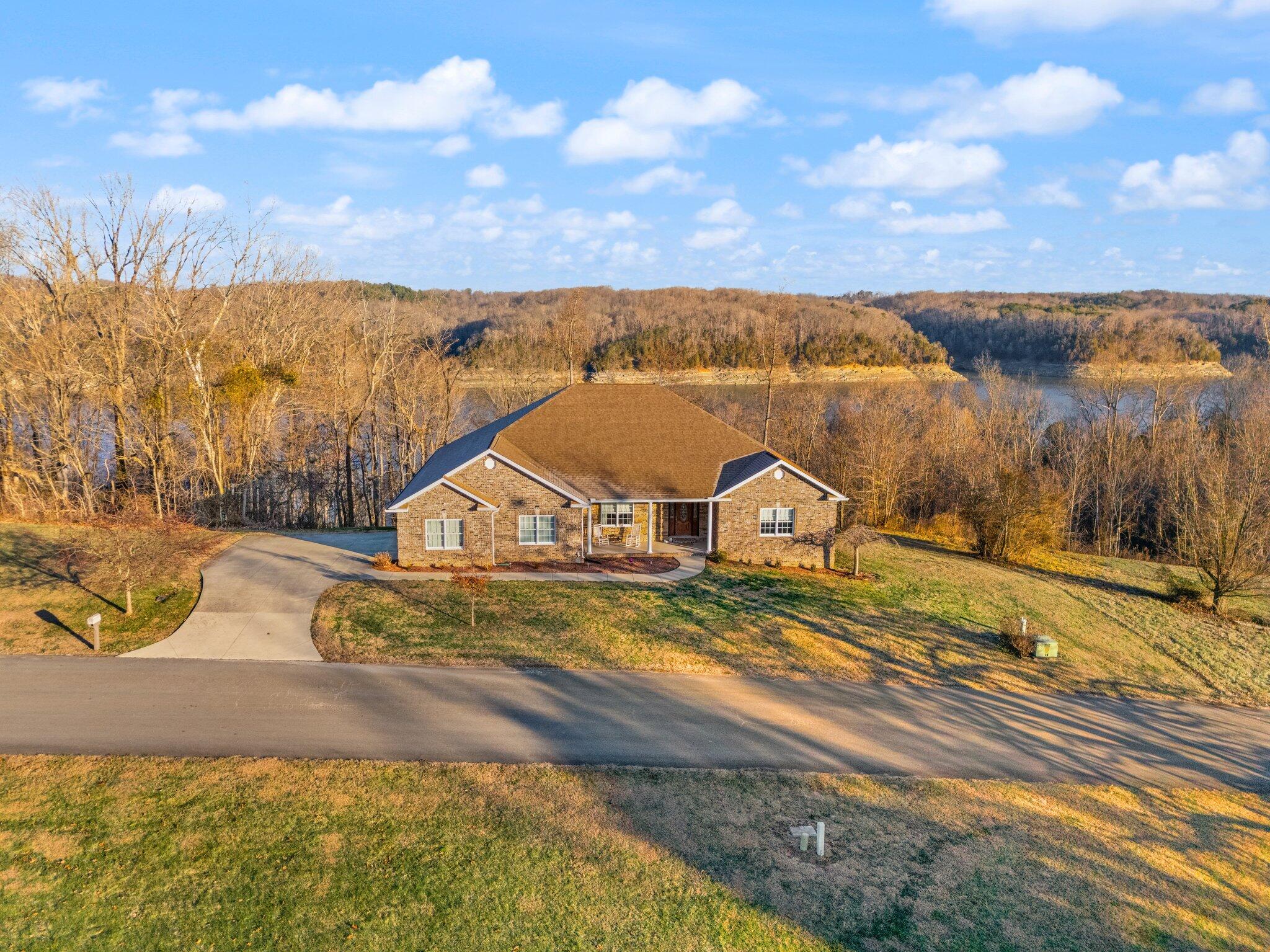 Image 4: 62-web-or-mls-DJI_20250104085608_0303_D