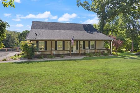 305 Lone oak Road