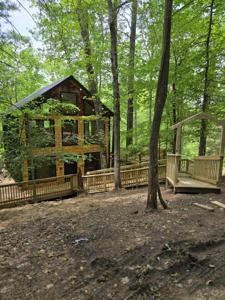 3 Pine Forest Park Rd