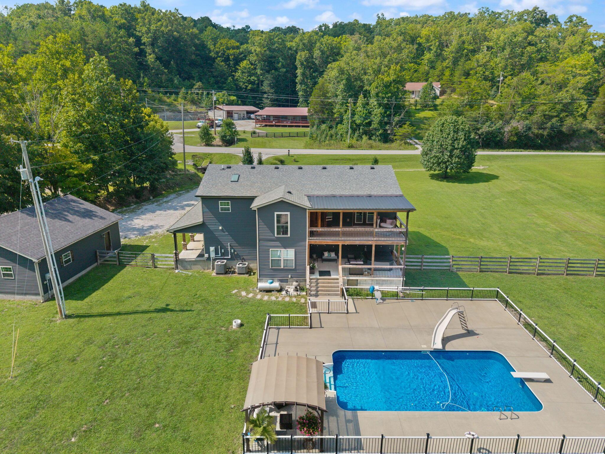 Image 3: 14-web-or-mls-DJI_20260807160311_0036_D