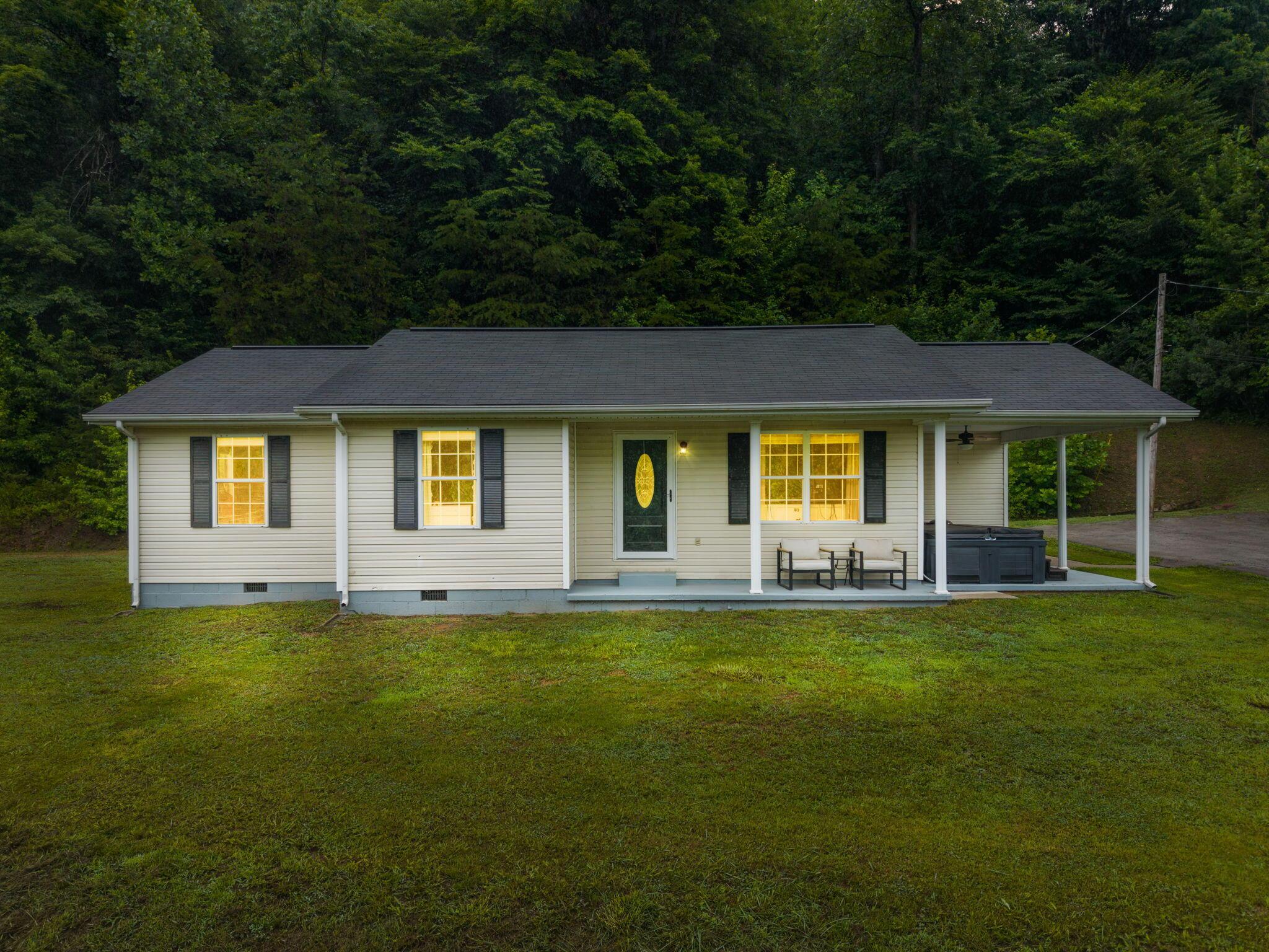 Image 4: 1-web-or-mls-DJI_20260623101819_0005_D