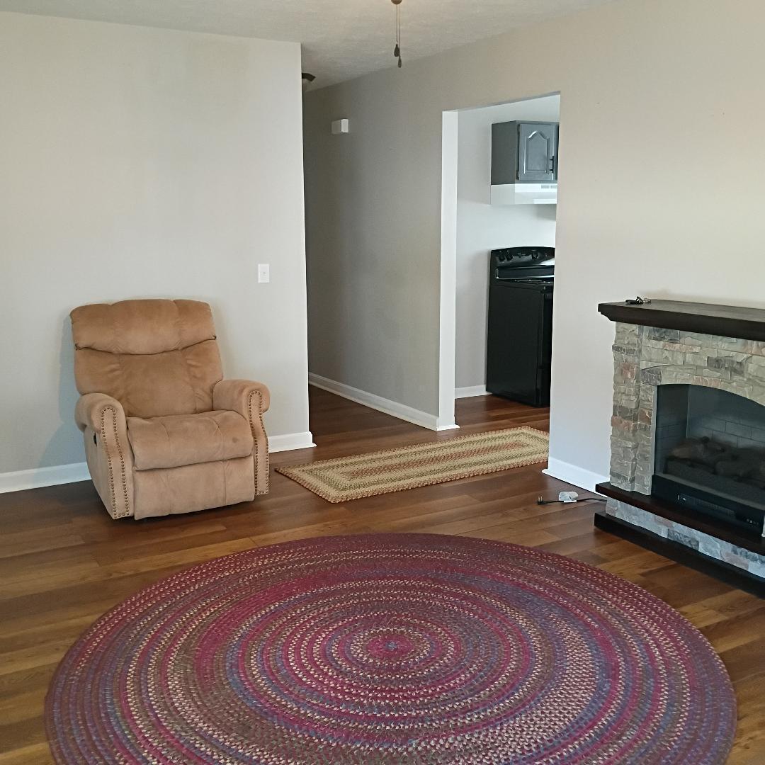 Image 3: thumbnail 7