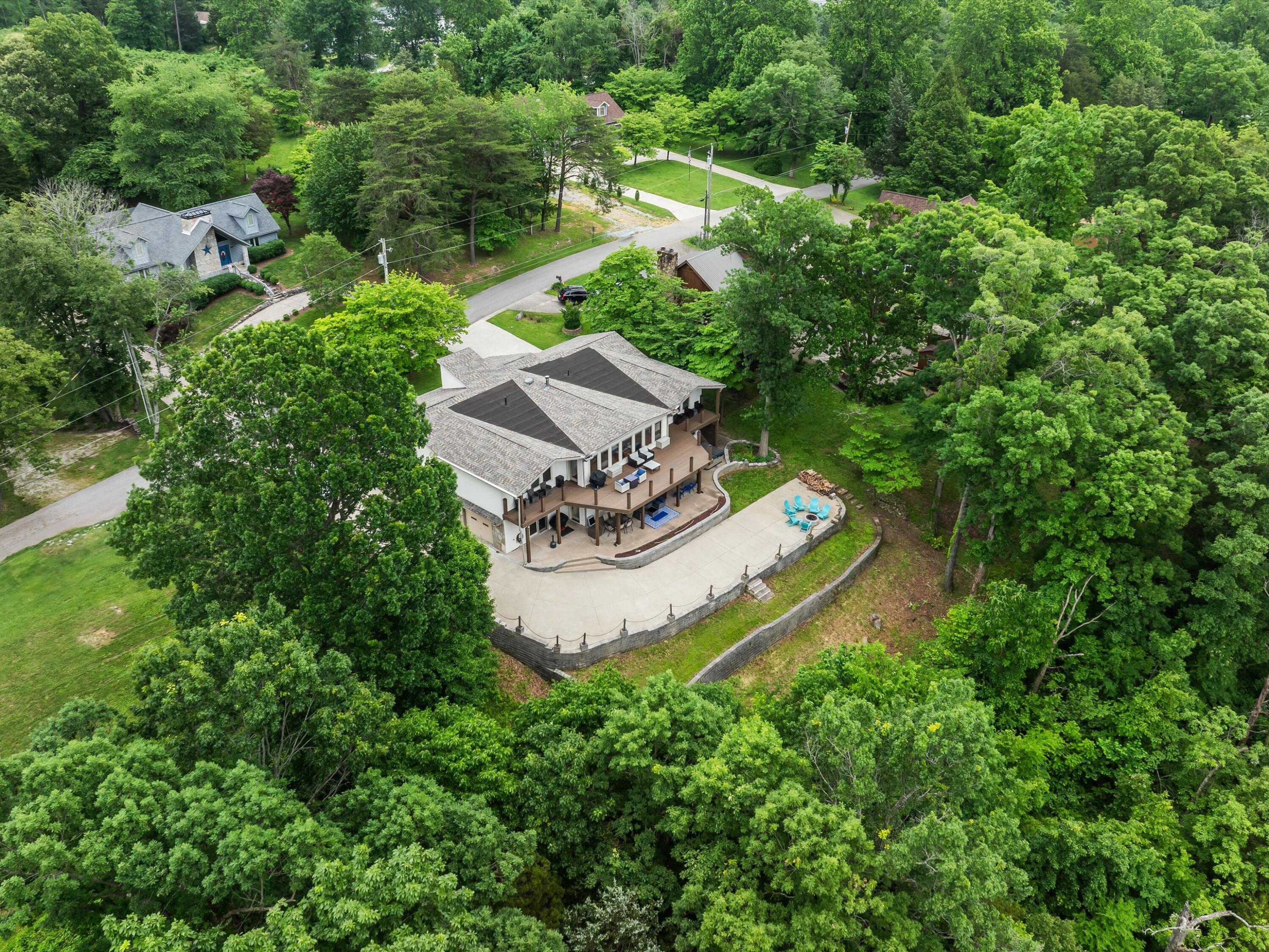 Image 1: 78-389 Lakeview Dr Somerset KY 42503_202