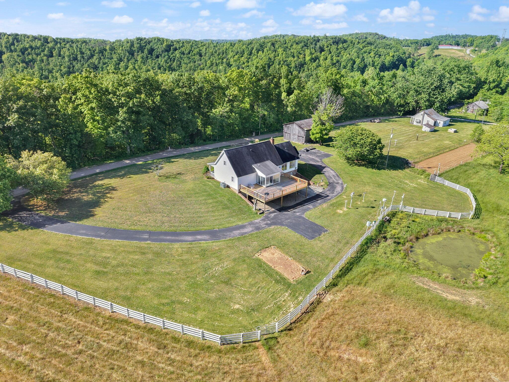 Image 4: 154-web-or-mls-DJI_20260501095354_0071_D