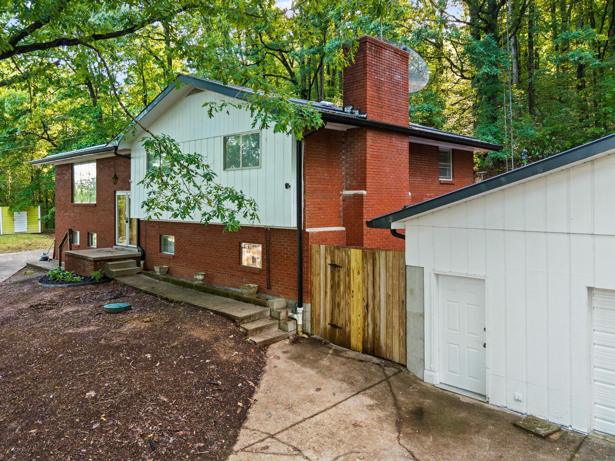 Image 2: Outside Front Side