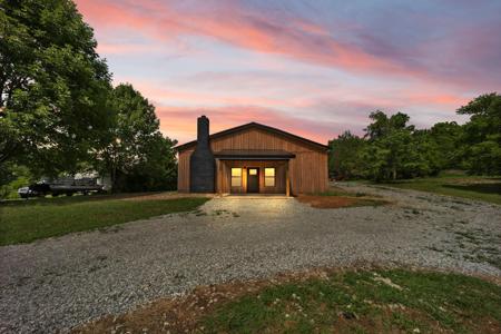 590 Perry Lee Colyer Road