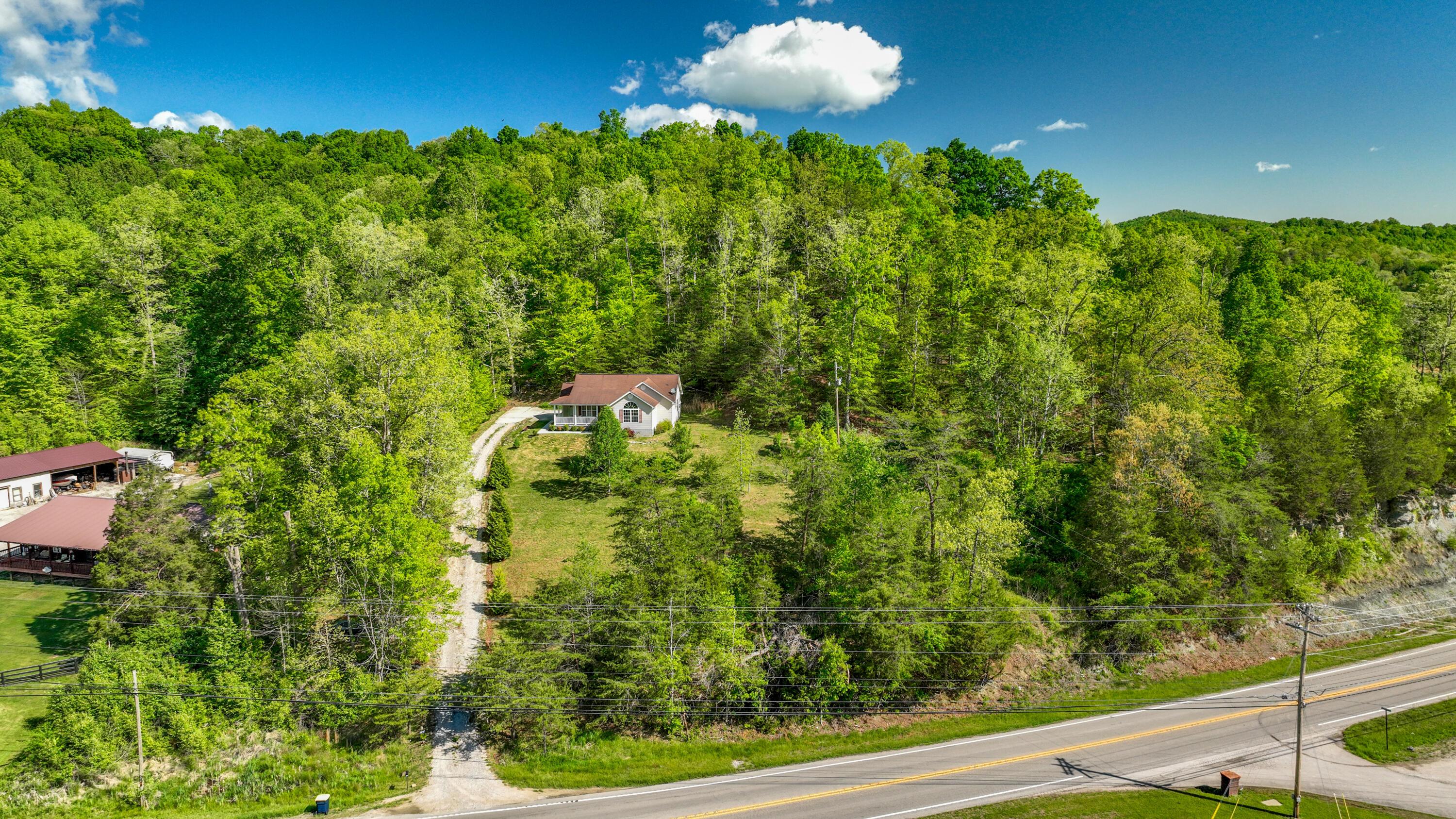 Image 3: 6111 N Wilderness Rd-1
