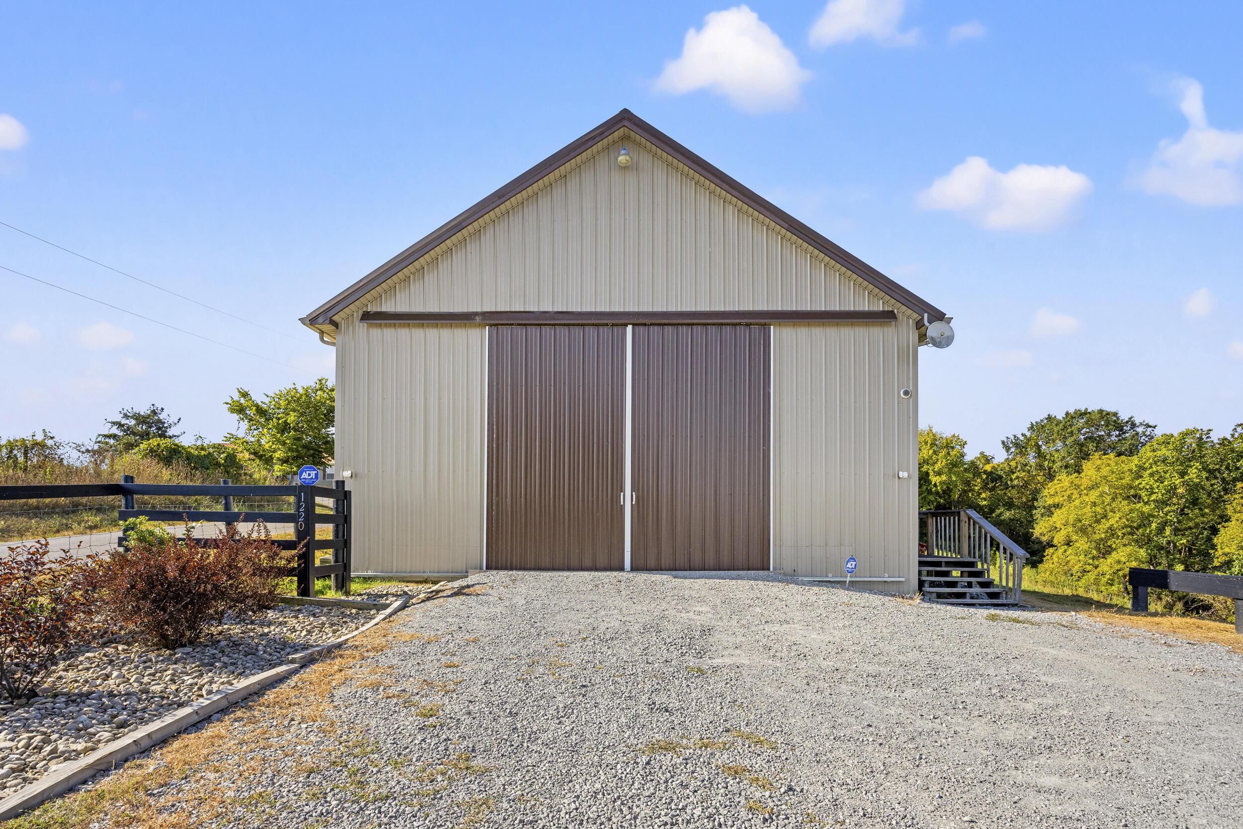 Image 2: 24_img_3520