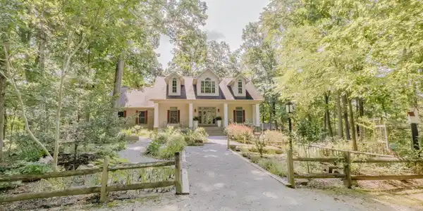 Image 2: 1560 Bell Phipps Rd.-120
