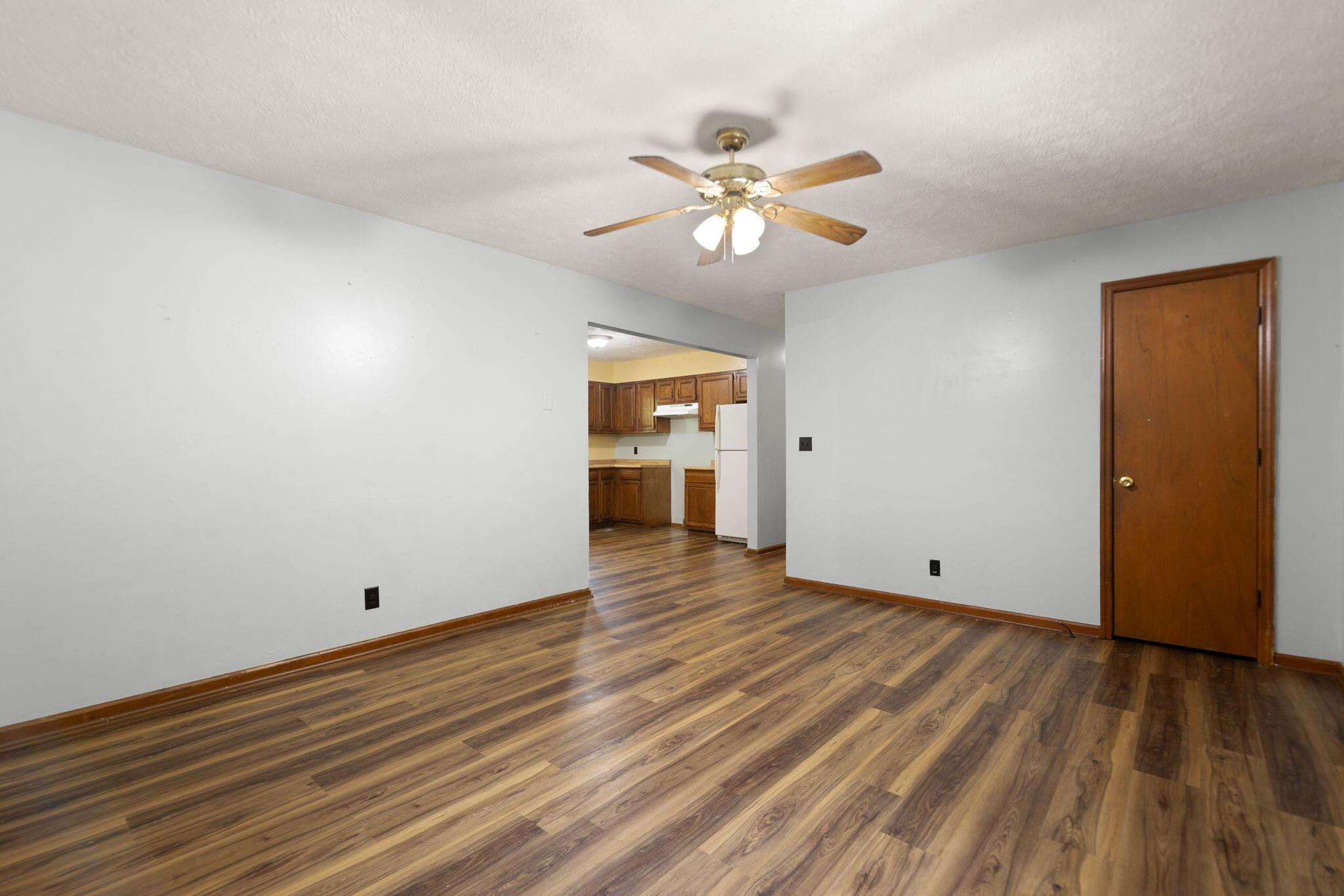 Image 3: 3-web-or-mls-118A6479