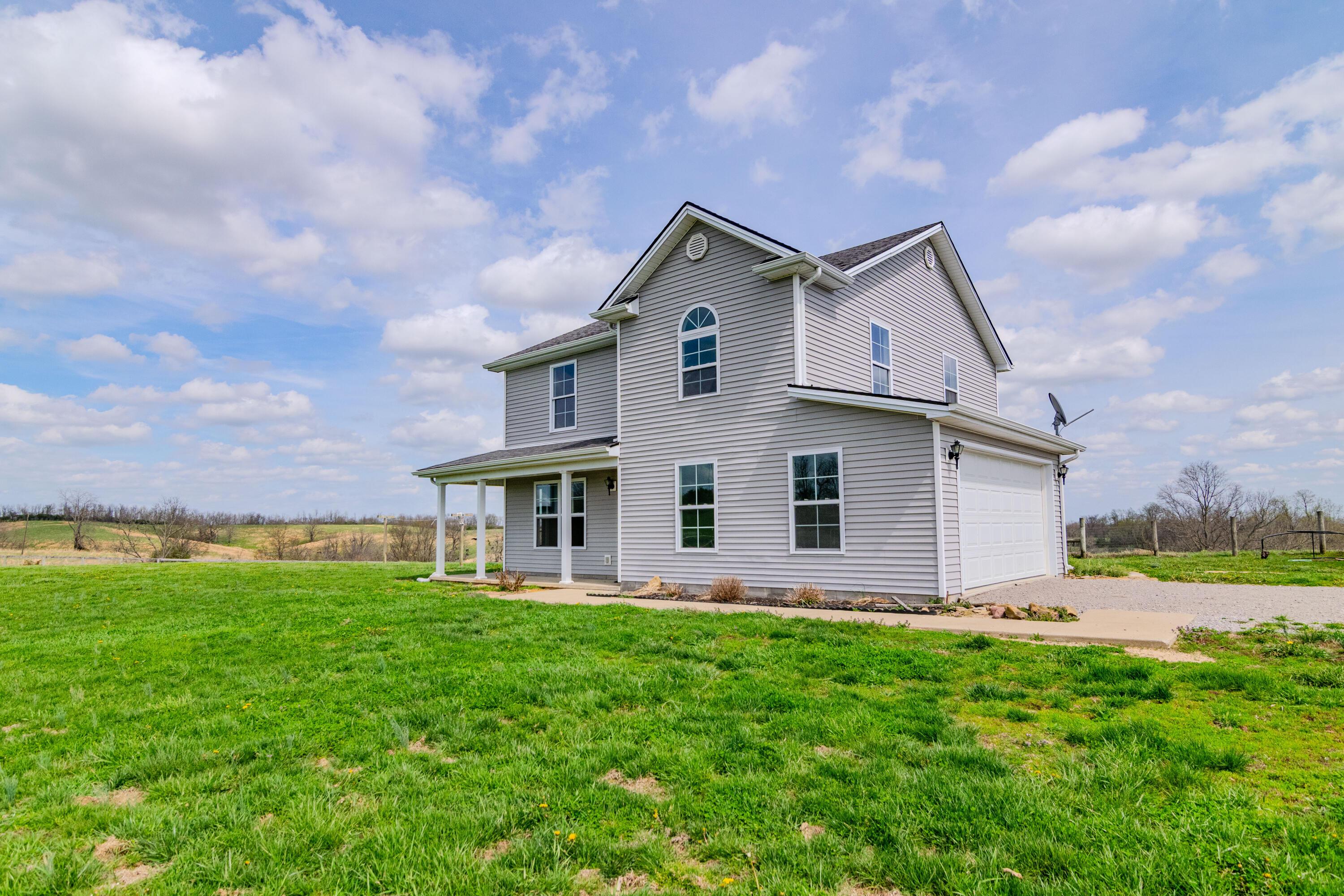 Image 2: 740PilotRidge-0082