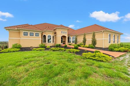 406 Halcomb Lane