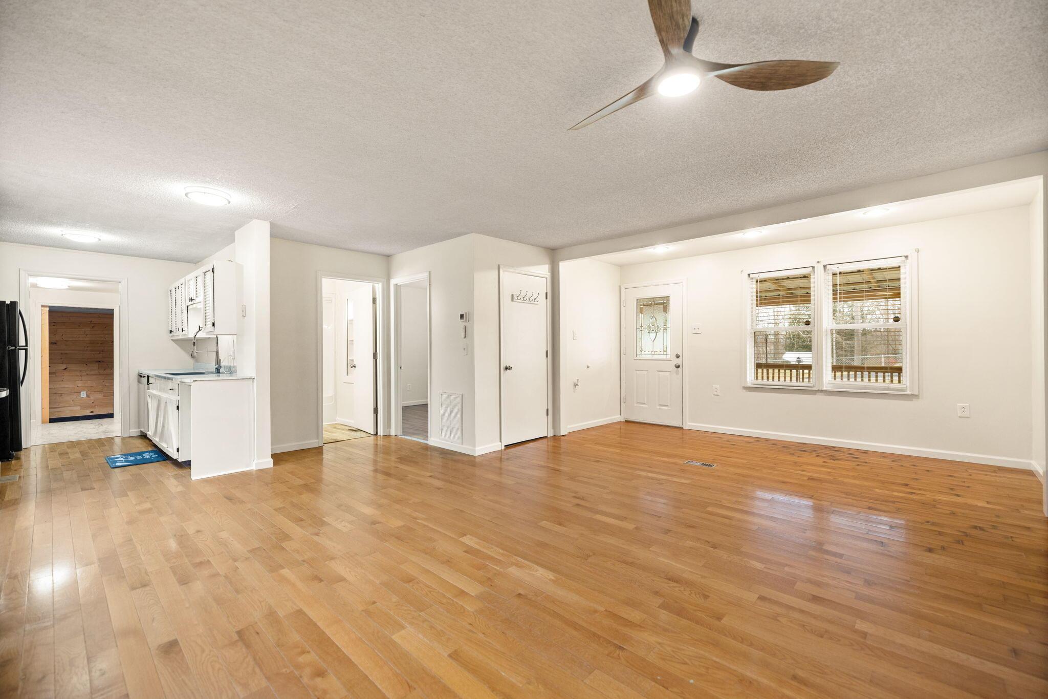 Image 4: 4-web-or-mls-118A7882