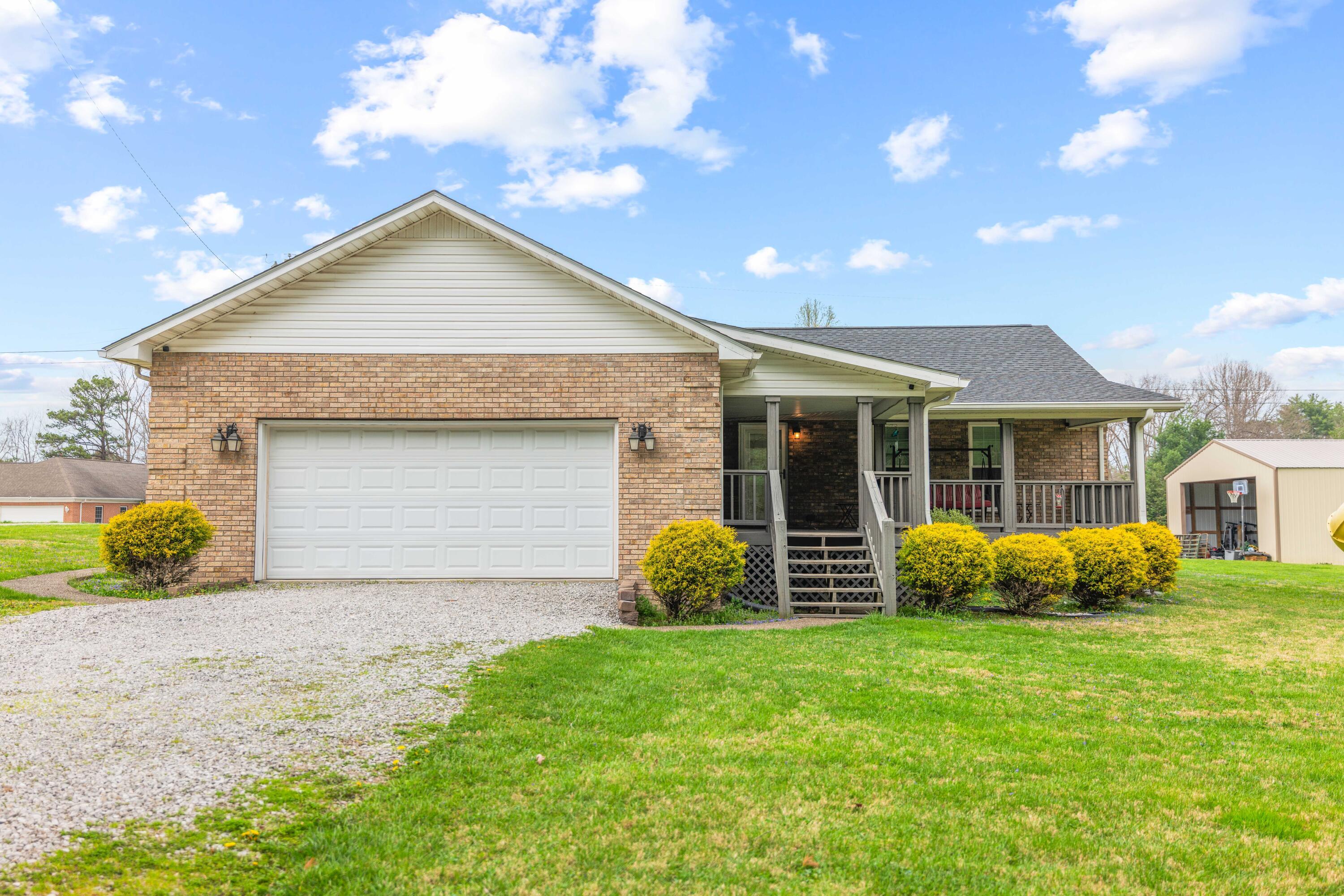 Image 2: 601 Moberly Photo-18