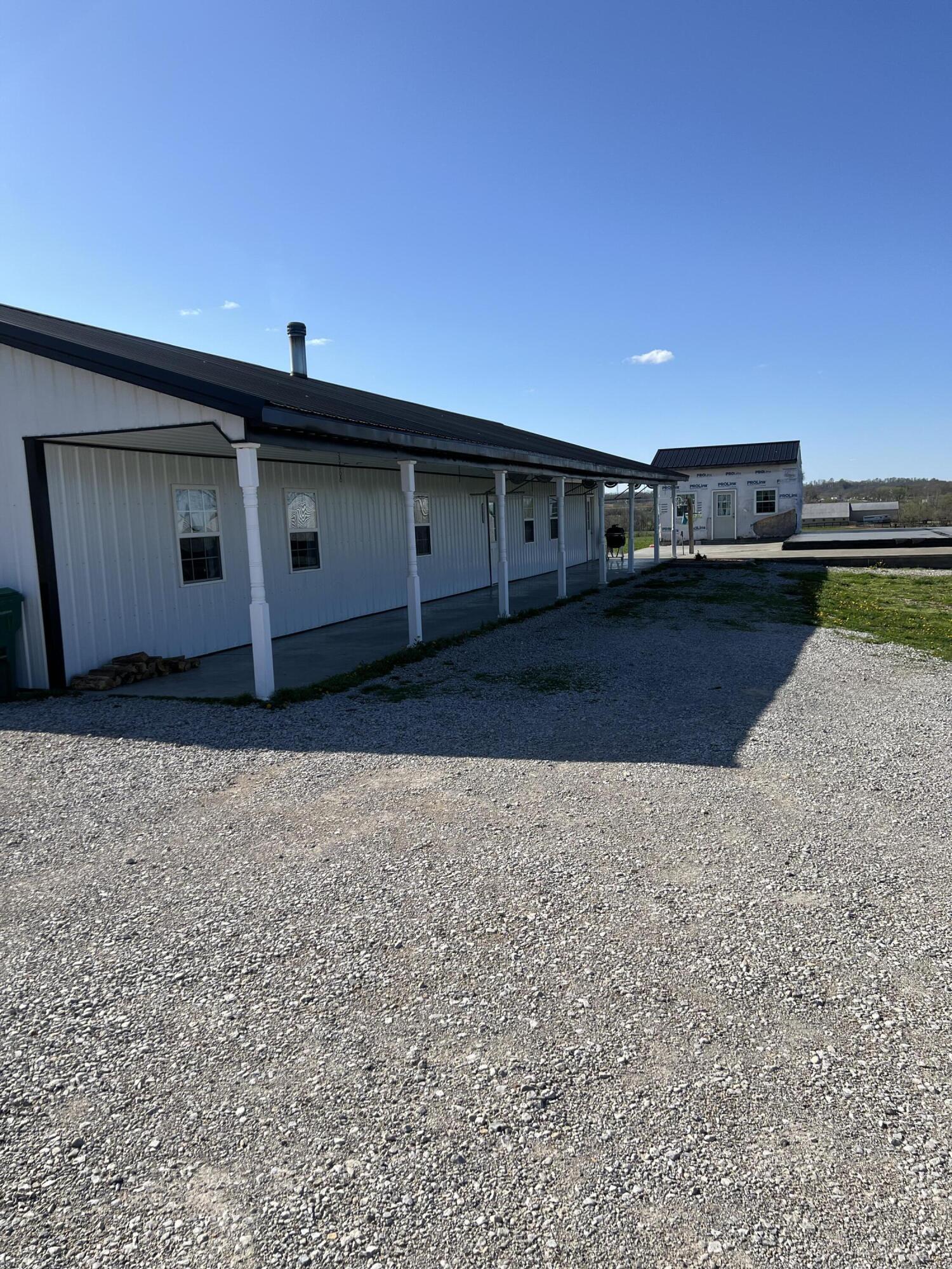 Image 1: 28BEFEBF-3695-4A3D-8971-37867E31E3E6