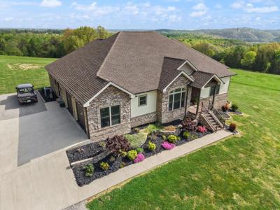 218 Gladstone Wesley Road