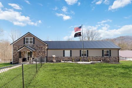 230 Stephen Trace Road