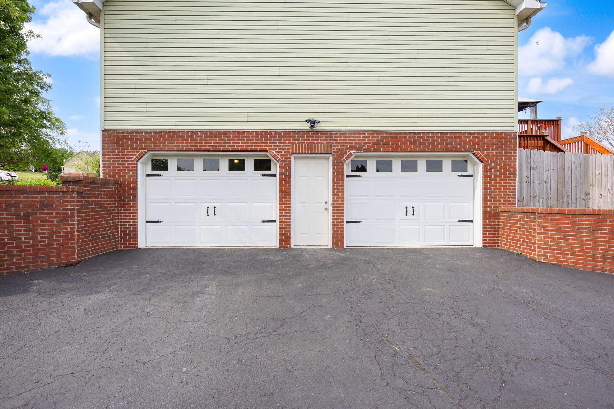 Image 3: 47-web-or-mls-413A1308